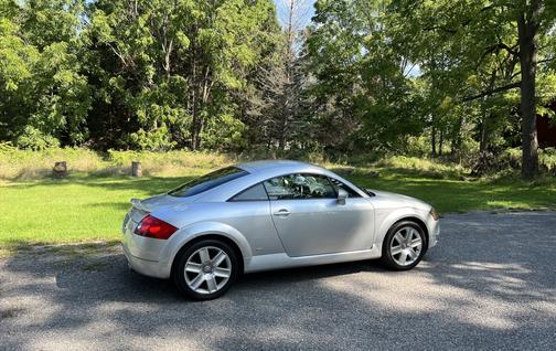 2003 Audi TT quattro