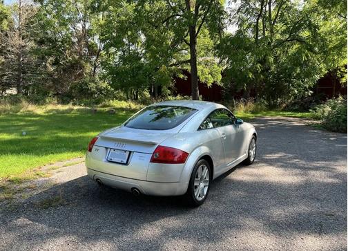2003 Audi TT quattro