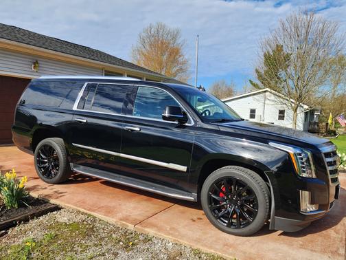 2019 Cadillac Escalade ESV Luxury