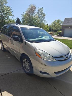 2006 Toyota Sienna LE