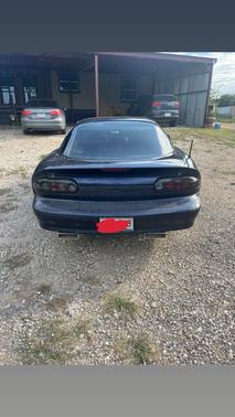 2000 Chevrolet Camaro Base