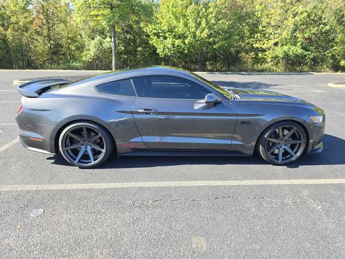2016 Ford Mustang GT Premium