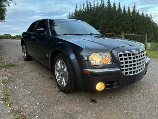 Gray 2007 Chrysler 300C Base