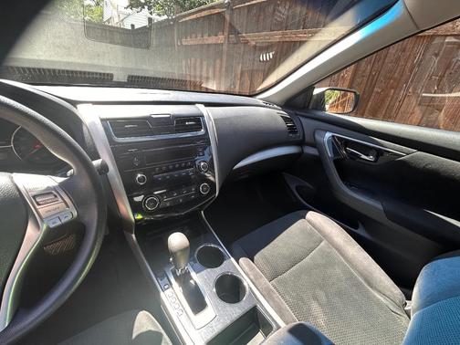 Gray 2014 Nissan Altima 2.5 S
