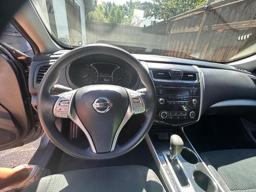 Gray 2014 Nissan Altima 2.5 S