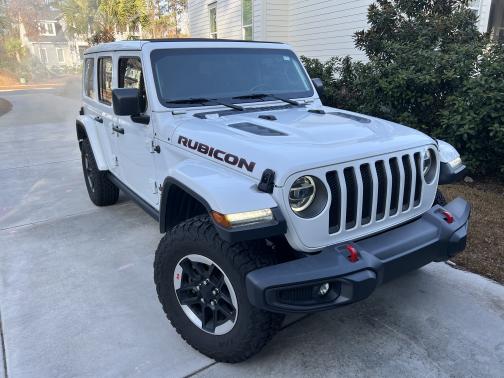 Photo 1 of 10 of 2020 Jeep Wrangler Unlimited Rubicon