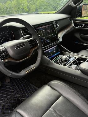 2023 Jeep Grand Wagoneer L Series I