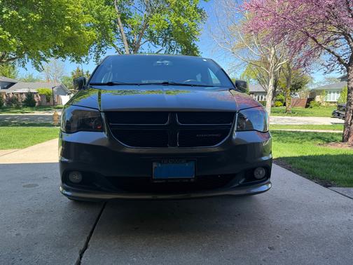 Gray 2018 Dodge Grand Caravan SE