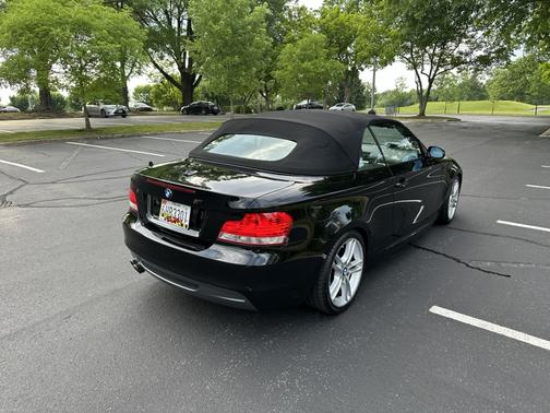 Black 2009 BMW 135 i