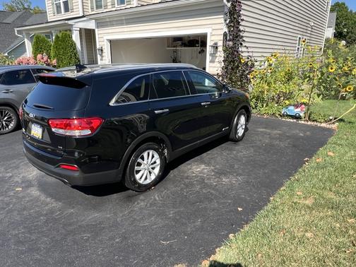 2017 Kia Sorento LX