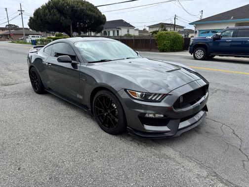 Gray 2019 Ford Shelby GT350 Base