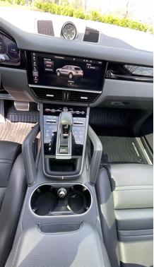 Gray 2019 Porsche Cayenne Cayenne S