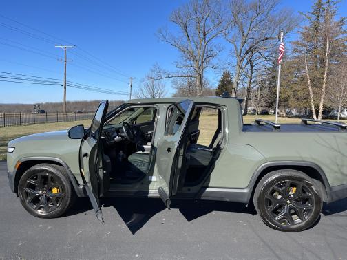 2022 Rivian R1T Launch Edition