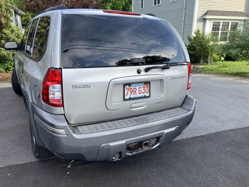 2004 Isuzu Ascender S