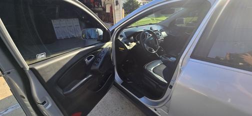 Silver 2013 Hyundai TUCSON GLS