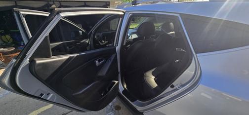 Silver 2013 Hyundai TUCSON GLS