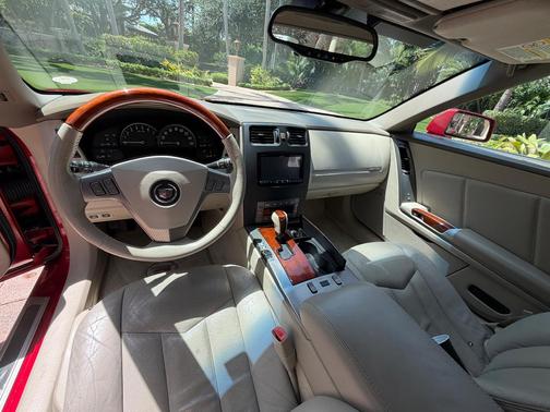 Red 2005 Cadillac XLR Base