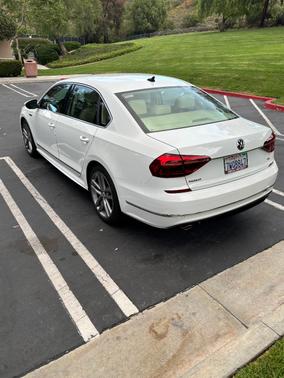 White 2017 Volkswagen Passat 1.8T R-Line w/Comfort