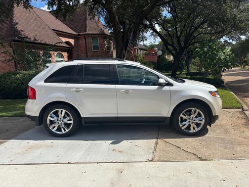White 2013 Ford Edge SEL