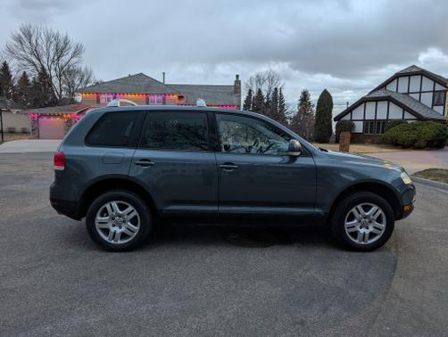 2004 Volkswagen Touareg V8