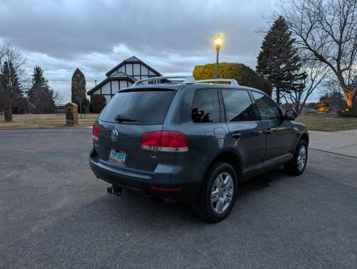 2004 Volkswagen Touareg V8