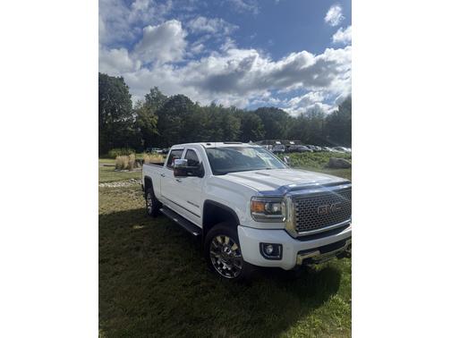 2015 GMC Sierra 2500 Denali