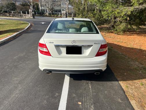 2011 Mercedes-Benz C-Class C 300 4MATIC Sport