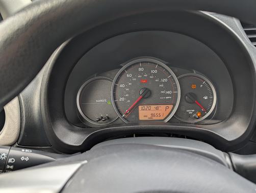 2013 Toyota Yaris LE