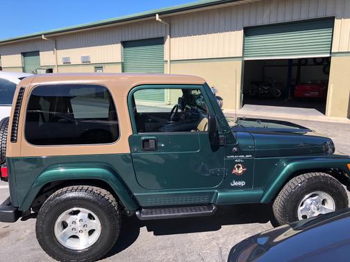 1999 Jeep Wrangler Sahara