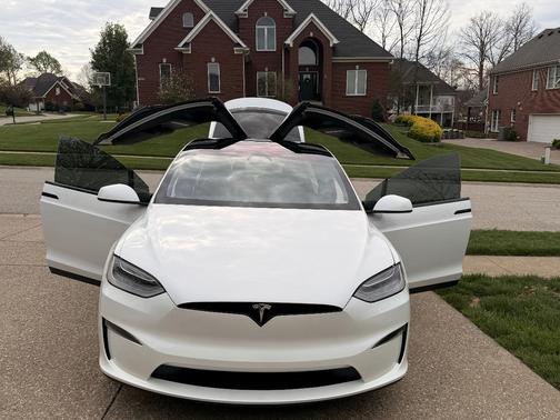 White 2022 Tesla Model X Plaid