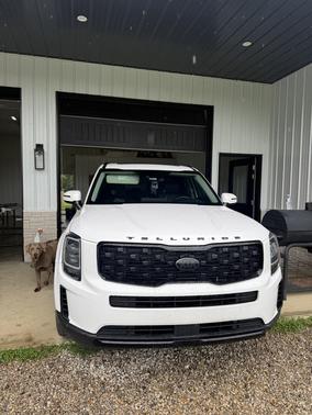 White 2021 Kia Telluride EX