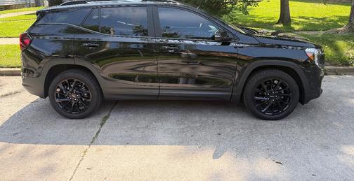Black 2023 GMC Terrain SLE