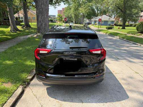 Black 2023 GMC Terrain SLE