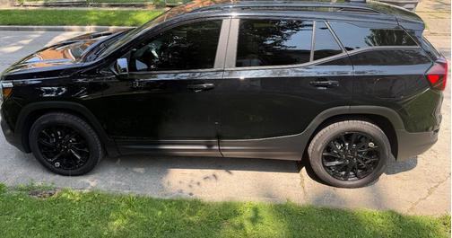 Black 2023 GMC Terrain SLE