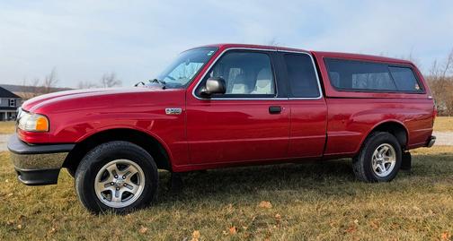 1999 Mazda B3000 SE Cab Plus