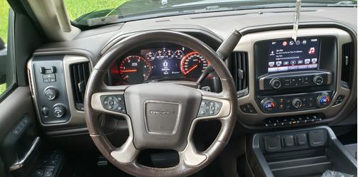 2016 GMC Sierra 2500 Denali