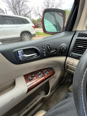 2007 Hyundai Entourage Limited