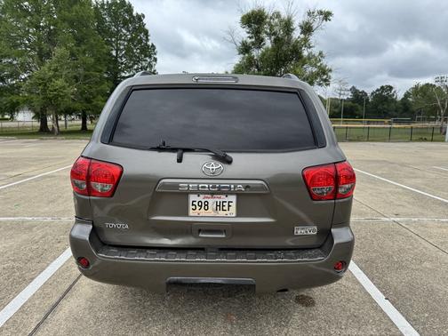 2008 Toyota Sequoia SR5