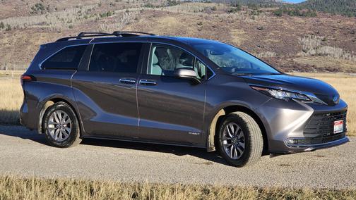 2021 Toyota Sienna XLE