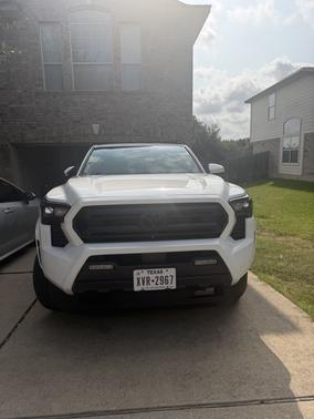 White 2026 Toyota Tacoma SR5