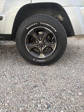 Silver 2008 Jeep Grand Cherokee Laredo