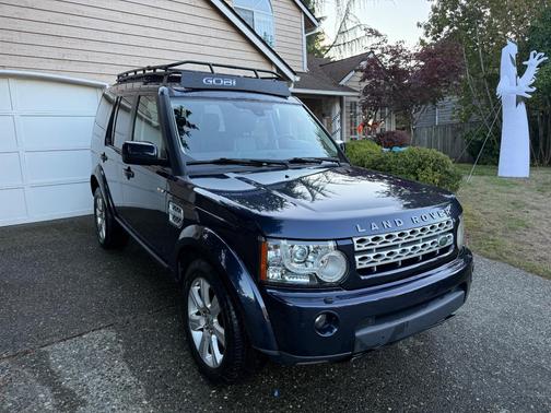 Blue 2013 Land Rover LR4 Lux