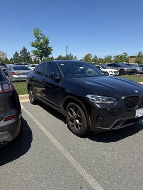 2024 BMW X4 xDrive30i