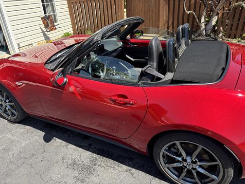Red 2016 Mazda MX-5 Miata Grand Touring