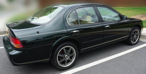 1998 Nissan Maxima SE