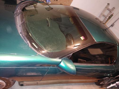 1998 Chevrolet Camaro Base