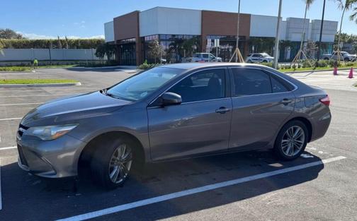Gray 2017 Toyota Camry SE