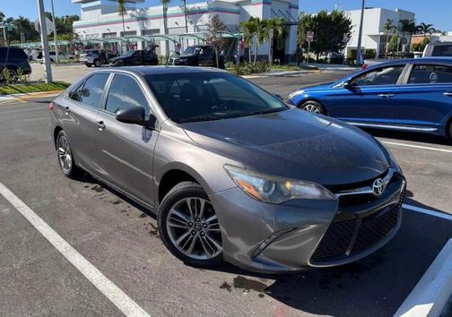 Gray 2017 Toyota Camry SE
