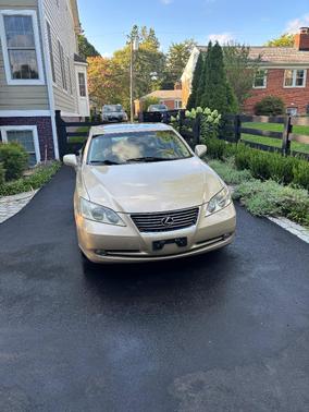 Gold 2007 Lexus ES 350 Base