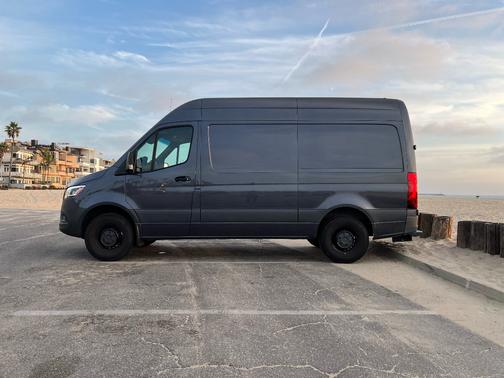 2019 Mercedes-Benz Sprinter 2500 High Roof